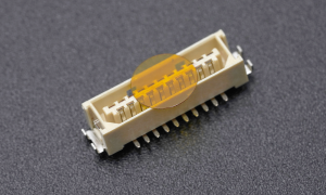 Board to Board 1mm ,Male ,21Circuits ,180° Vertical(SMT)