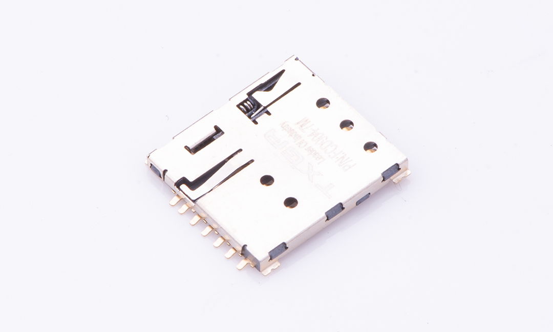 Nano SIM卡連接器 7觸點(H1.37)(自彈式)