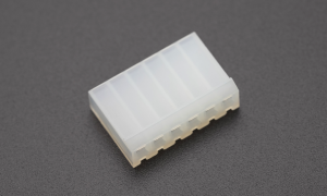 Wire to board housing 3.96mm 6Circuits