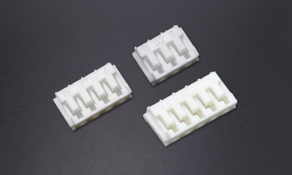 FHG25003 Wire to board housing 2.5mm